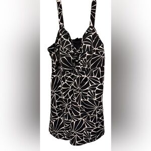 Evans Plus Size 24 Black and White Floral Tankini Swimsuit beach cruise active